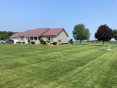 5815 E Sr 120, Howe, IN 46746 photo 1