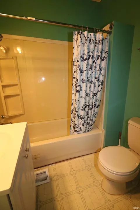 710 E 871 N, Burrows, IN 46916 photo 22
