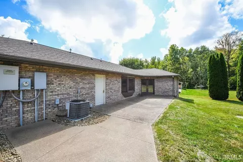 4216 S Darrell Dr, Bloomington, IN 47403 photo 5