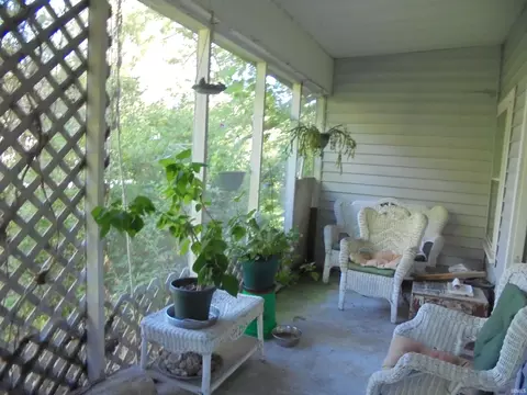 855 E Shockley Rd, Muncie, IN 47302 photo 2