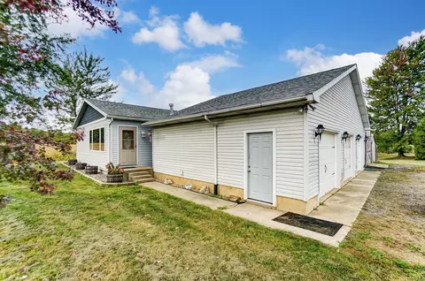 420 S 1150 E, Lagrange, IN 46761 photo 1