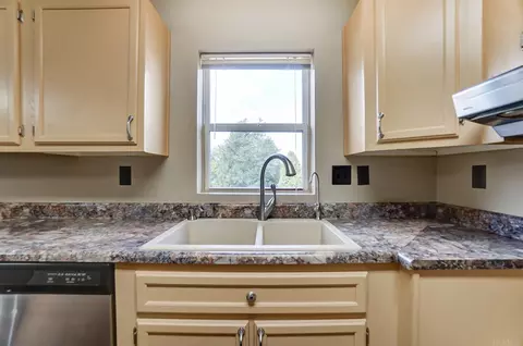 420 S 1150 E, Lagrange, IN 46761 photo 10