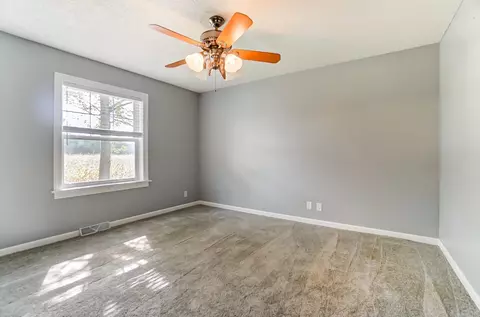 420 S 1150 E, Lagrange, IN 46761 photo 15