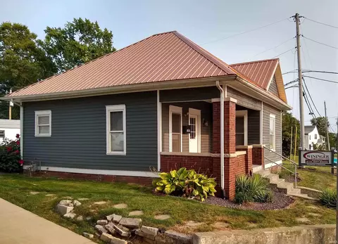 1605 S Walnut St, Bloomington, IN 47401 photo 1
