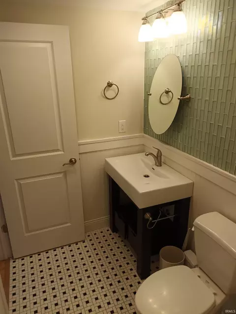 1605 S Walnut St, Bloomington, IN 47401 photo 14
