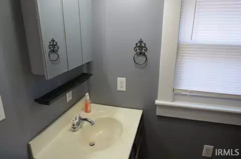415 E 6th St, Peru, IN 46970 photo 13