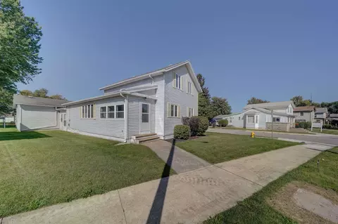 485 N Wayne St, Waterloo, IN 46793 photo 1