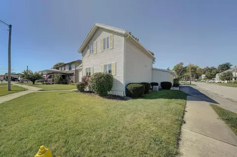 485 N Wayne St, Waterloo, IN 46793 photo 2