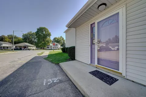 485 N Wayne St, Waterloo, IN 46793 photo 4