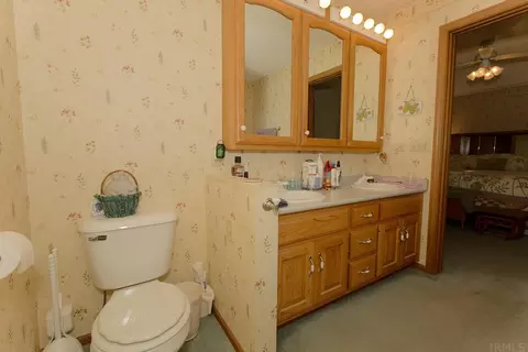 14402 W Yoder Rd, Roanoke, IN 46783 photo 27