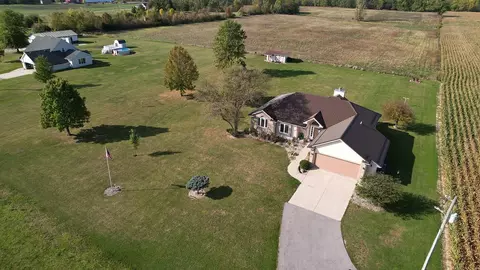 14402 W Yoder Rd, Roanoke, IN 46783 photo 3