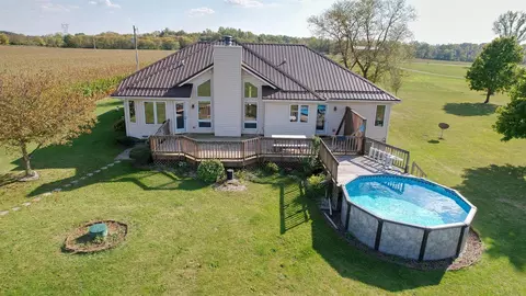14402 W Yoder Rd, Roanoke, IN 46783 photo 7