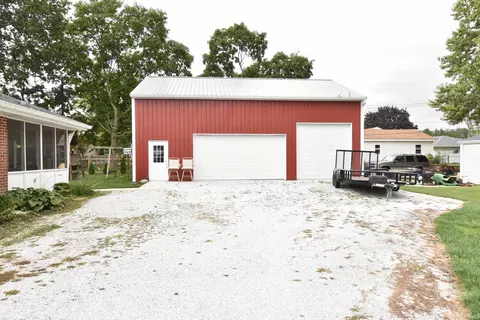 202 N Prairie Ave, Fowler, IN 47944 photo 4