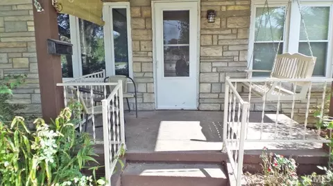 102 Eberwine Ave, Vincennes, IN 47591 photo 2