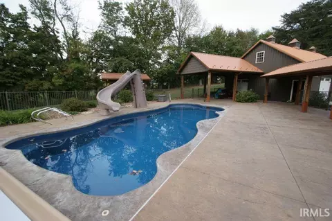 611 E Abell Rd, Jasper, IN 47546 photo 16