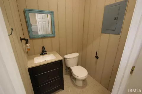 611 E Abell Rd, Jasper, IN 47546 photo 11