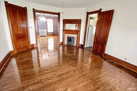 220 E Monroe St, Princeton, IN 47670 photo 5