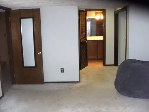 5460 E James Rd, Bloomington, IN 47408 photo 9