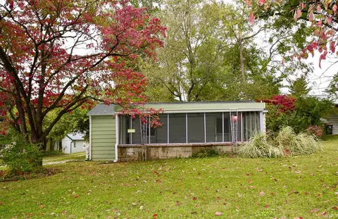 1004 S Grant St, Bloomington, IN 47401 photo 2