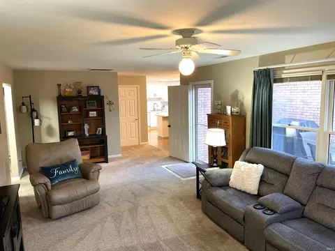 3590 Manor Dr, Jasper, IN 47546 photo 6
