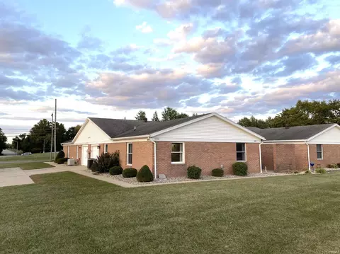 3590 Manor Dr, Jasper, IN 47546 photo 1