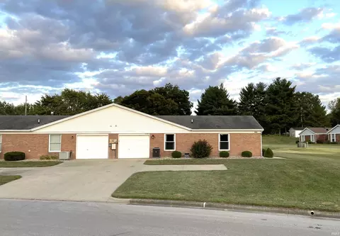 3590 Manor Dr, Jasper, IN 47546 photo 2