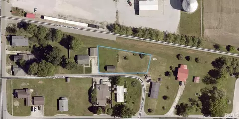 126 E Penn St, Sweetser, IN 46987 photo 2