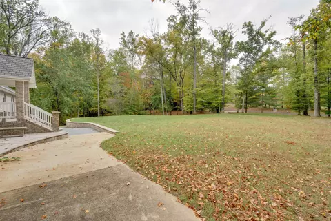 111 The Woods, Bedford, IN 47421 photo 4