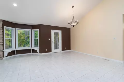 111 The Woods, Bedford, IN 47421 photo 8