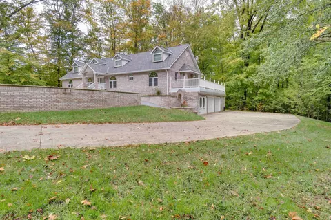 111 The Woods, Bedford, IN 47421 photo 3