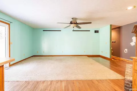 313 E Abrams Rd, Bloomfield, IN 47424 photo 13