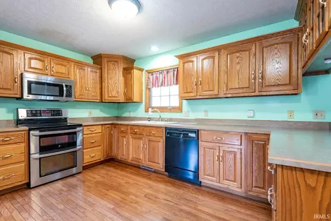 313 E Abrams Rd, Bloomfield, IN 47424 photo 11
