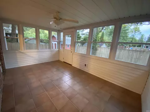 2104 E Queens Way, Bloomington, IN 47401 photo 5