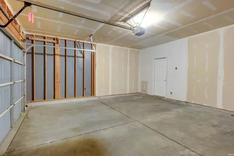 3473 S Glasgow Cir, Bloomington, IN 47403 photo 27