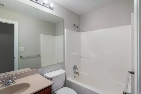 3473 S Glasgow Cir, Bloomington, IN 47403 photo 16