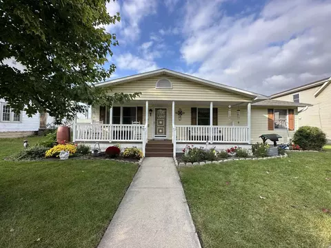 124 W Jackson St, Monroe, IN 46772 photo 1