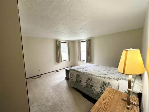 124 W Jackson St, Monroe, IN 46772 photo 16