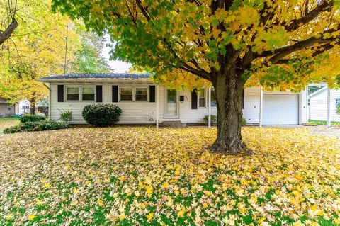 605 Pleasant Ln, Lagrange, IN 46761 photo 1