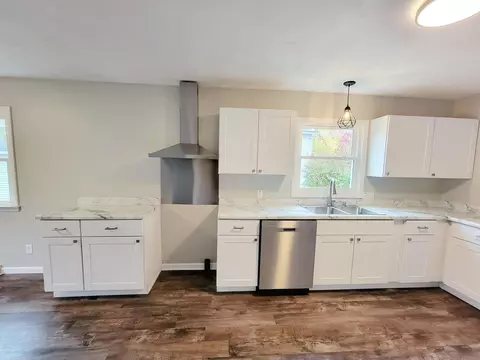 501 E Centennial St, Nappanee, IN 46550 photo 16