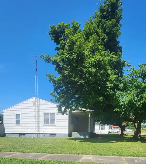 1012 E 11th St, Bicknell, IN 47512 photo 3