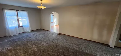 1012 E 11th St, Bicknell, IN 47512 photo 9