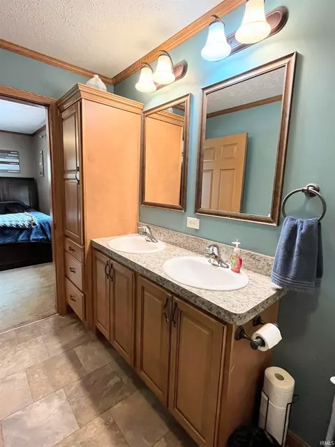 326 E 775 N, Hazleton, IN 47640 photo 16