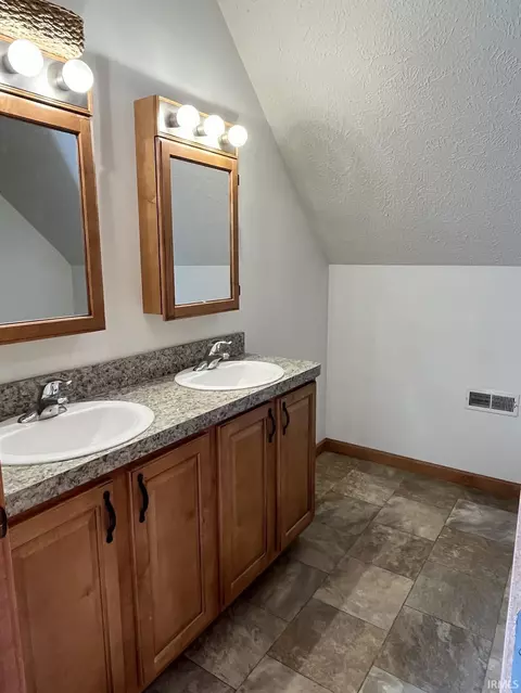 326 E 775 N, Hazleton, IN 47640 photo 27