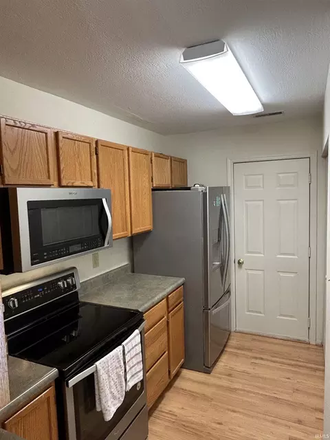 711 E Bayberry Ct, Bloomington, IN 47401 photo 11