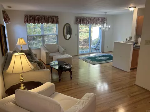 711 E Bayberry Ct, Bloomington, IN 47401 photo 8