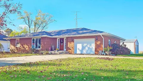 18671 Chauncey Rd, Sumner, IL 62466 photo 2