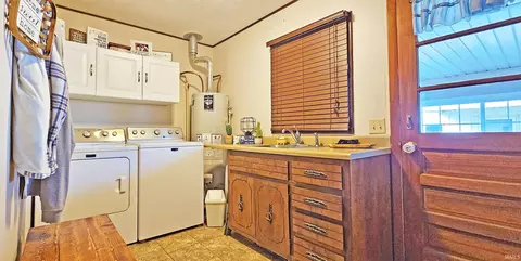 18671 Chauncey Rd, Sumner, IL 62466 photo 12