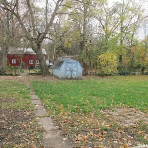 611 E 3rd St, Peru, IN 46970 photo 3