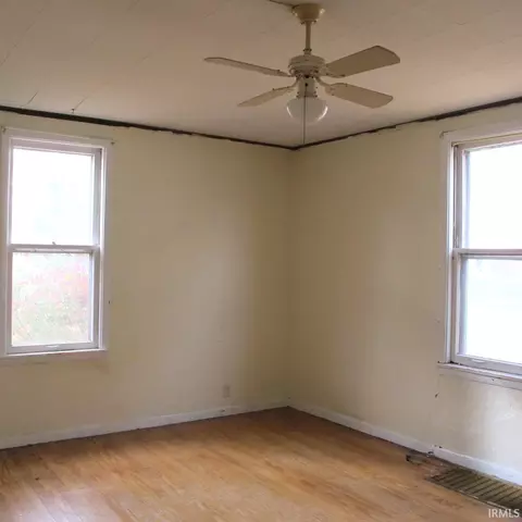 611 E 3rd St, Peru, IN 46970 photo 5