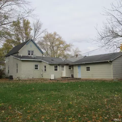 611 E 3rd St, Peru, IN 46970 photo 2